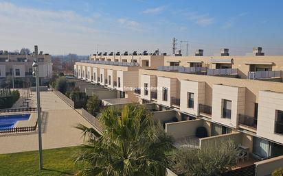 Vista exterior de Casa o xalet en venda en  Lleida Capital amb Aire condicionat, Calefacció i Jardí privat