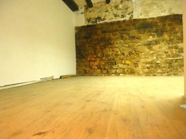 Local comercial de lloguer a Ciutat Vella