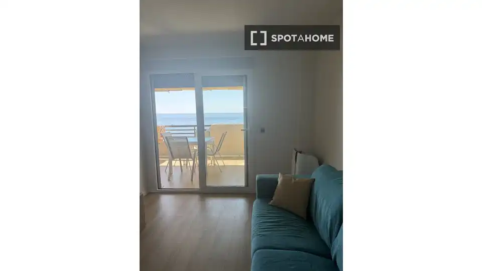 Dormitori de Apartament per a compartir en Calpe / Calp amb Aire condicionat, Terrassa i Moblat