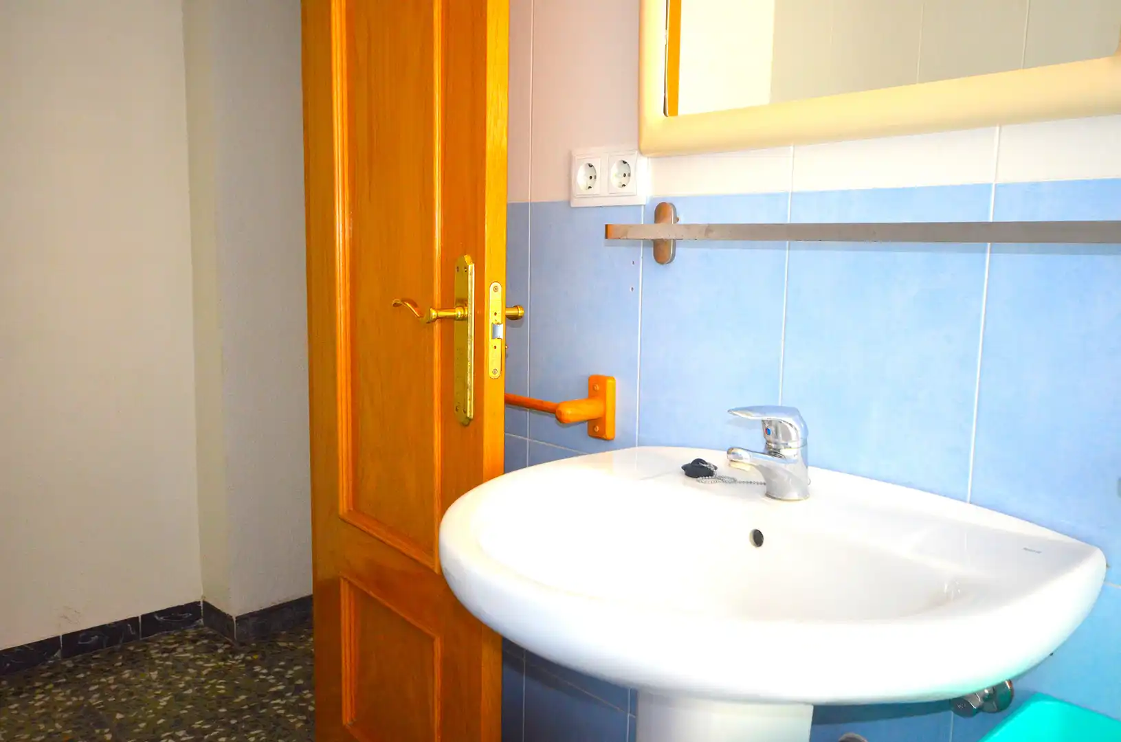 Bathroom of Flat for rent in Murcia  with Furnished, Oven and Washing machine