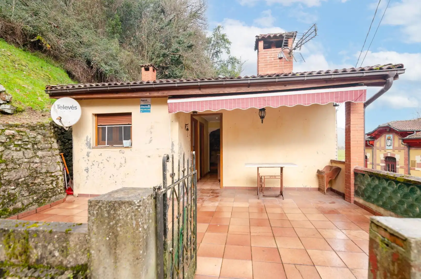 Jardín de Casa o chalet en venta en Oviedo  con Calefacción, Jardín privado y Terraza