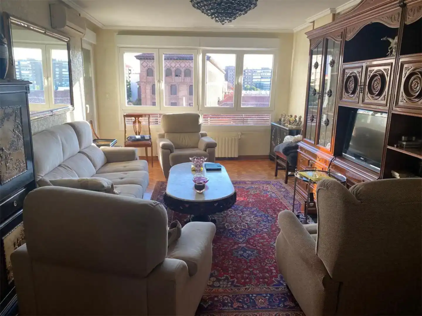 Wohnzimmer von Wohnung zur Miete in  Zaragoza Capital mit Klimaanlage und Balkon