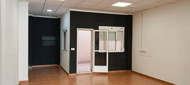 Local comercial en Venta en Barrio de la Concepción