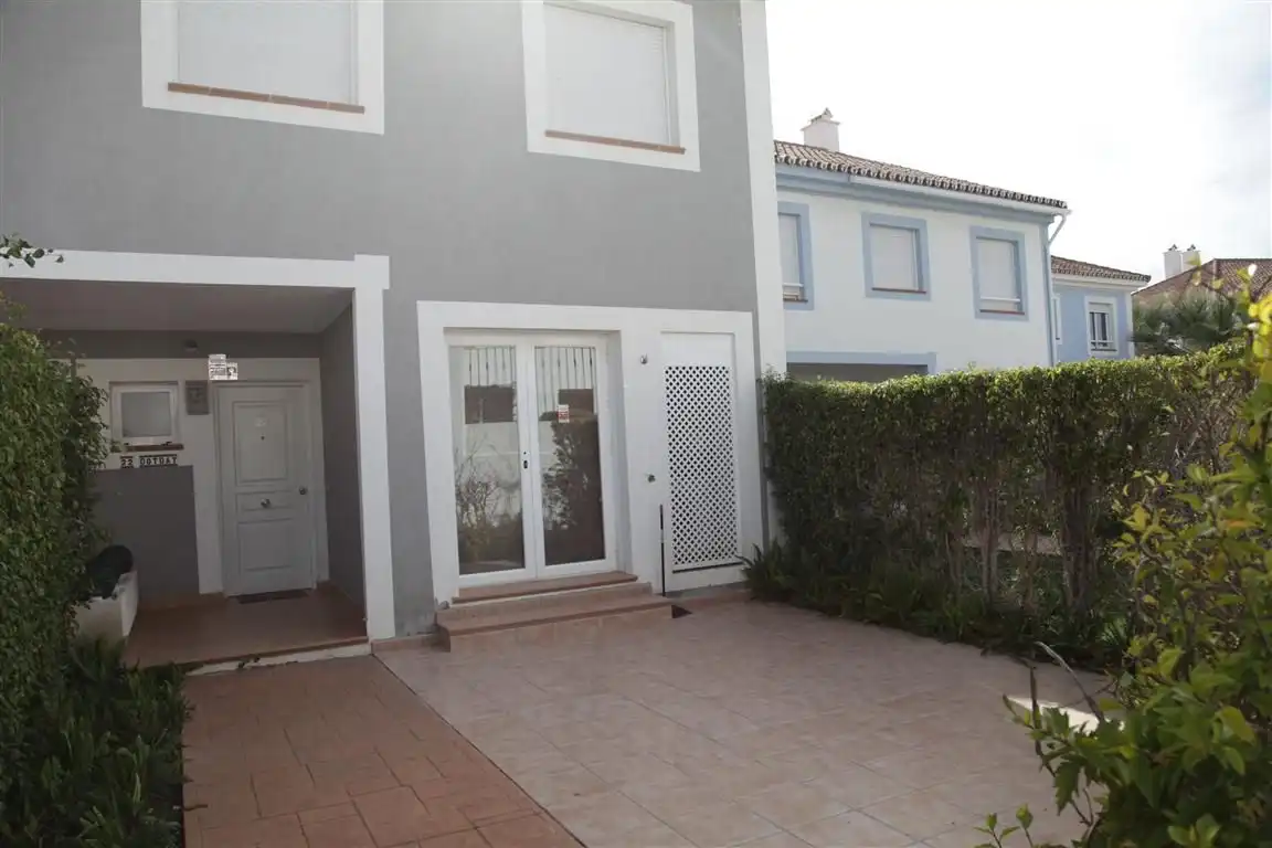 Casa o xalet de lloguer a Avenida Picos de Europa, Nueva Atalaya