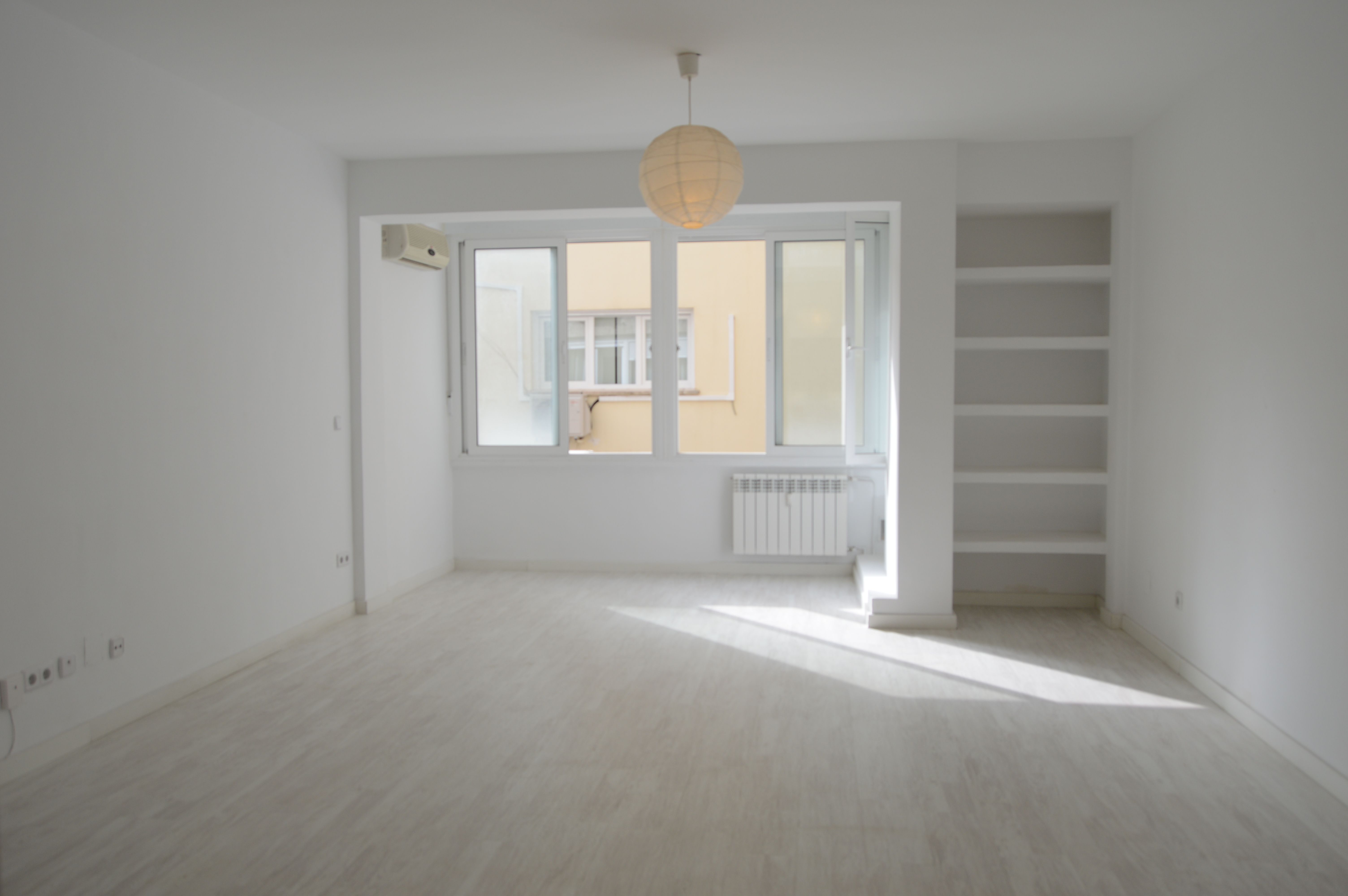 Habitación de Piso de alquiler en  Madrid Capital con Aire acondicionado, Calefacción y Parquet