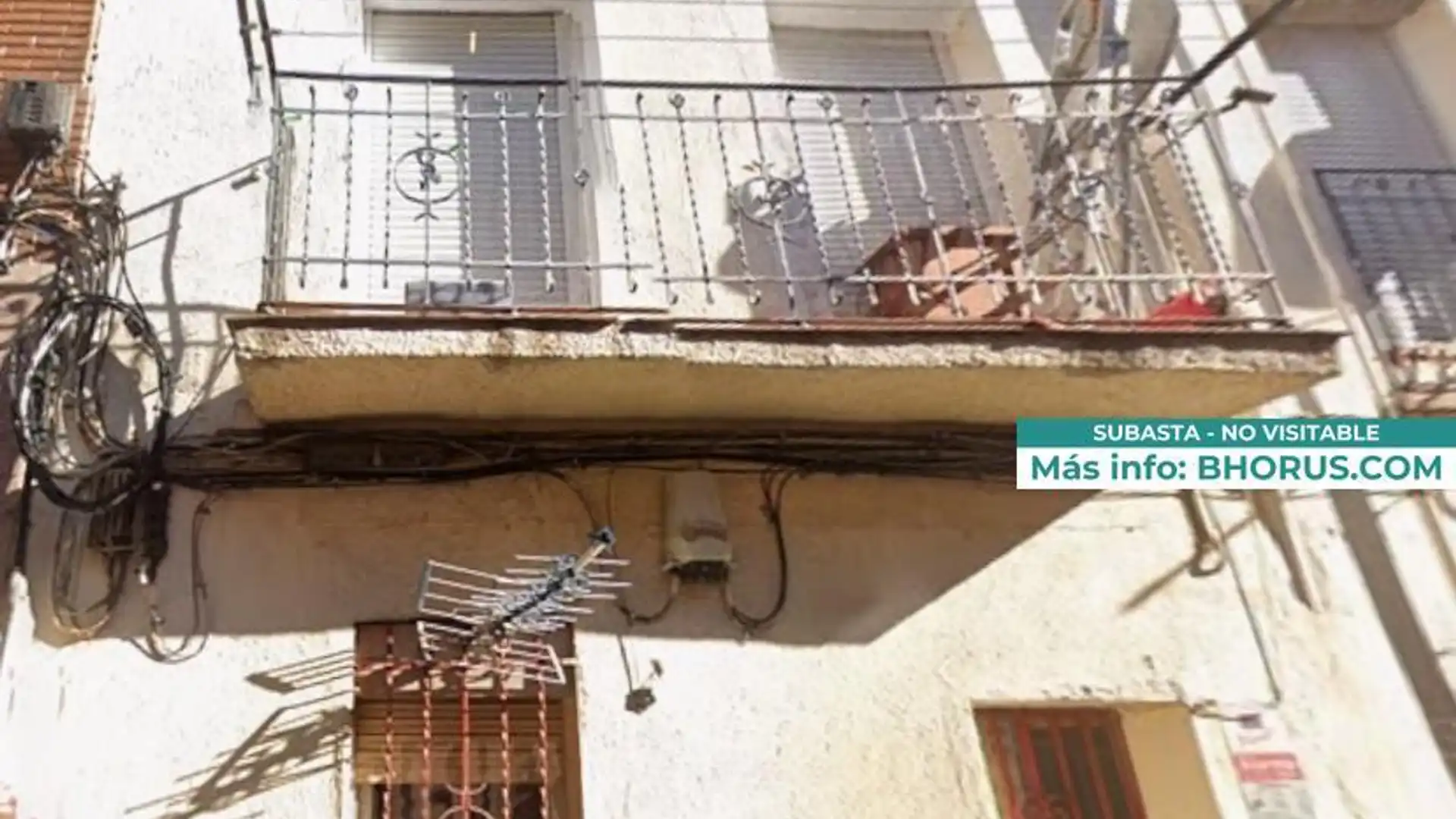 Vista exterior de Piso en venta en  Madrid Capital