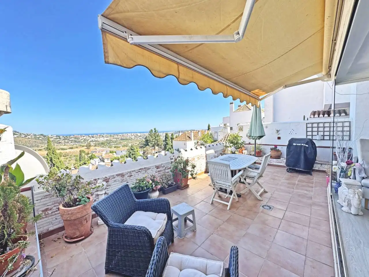 Casa a schiera con piscina in vendita a Avenida Gran Bretaña de Mijas Golf, imagen 2
