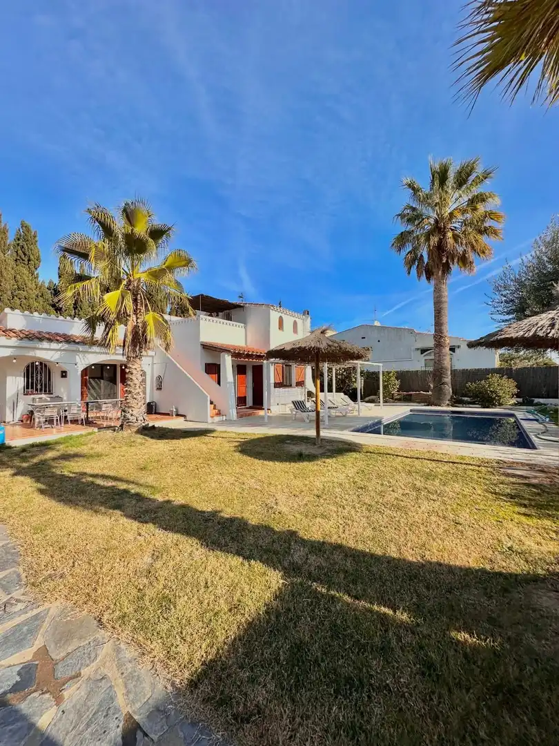 Casa amb piscina en venda a Castelló d'Empúries, imagen 28