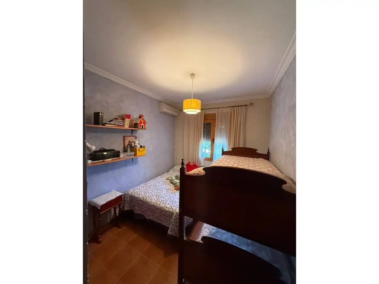 Dormitori de Casa o xalet en venda en La Rinconada amb Aire condicionat, Jardí privat i Terrassa