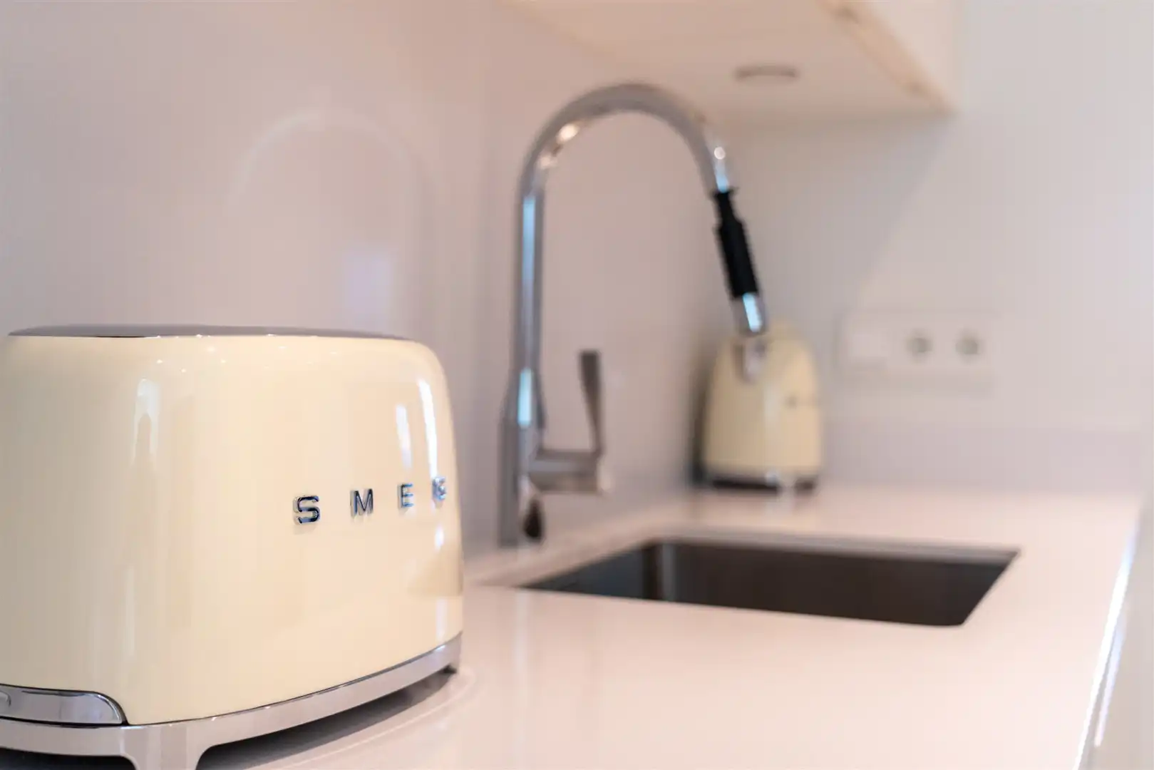 Cocina de Apartamento de alquiler en Ojén con Aire acondicionado, Calefacción y Terraza