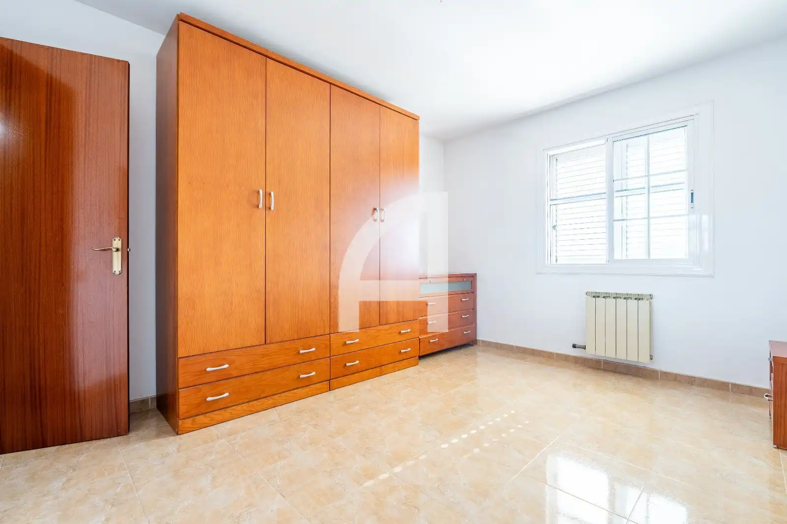 Habitación de Casa adosada en venta en Molins de Rei, Barcelona
