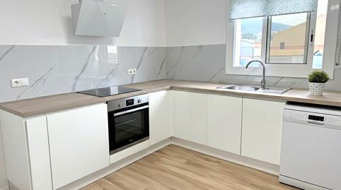 Foto 4 de Pis en venda a Carrer Besalú, El Colomer - La Bateria - La Coma, Girona