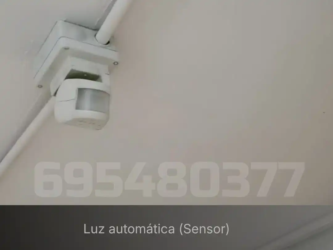 Jardín de Garaje en venta en Alicante / Alacant con Alarma