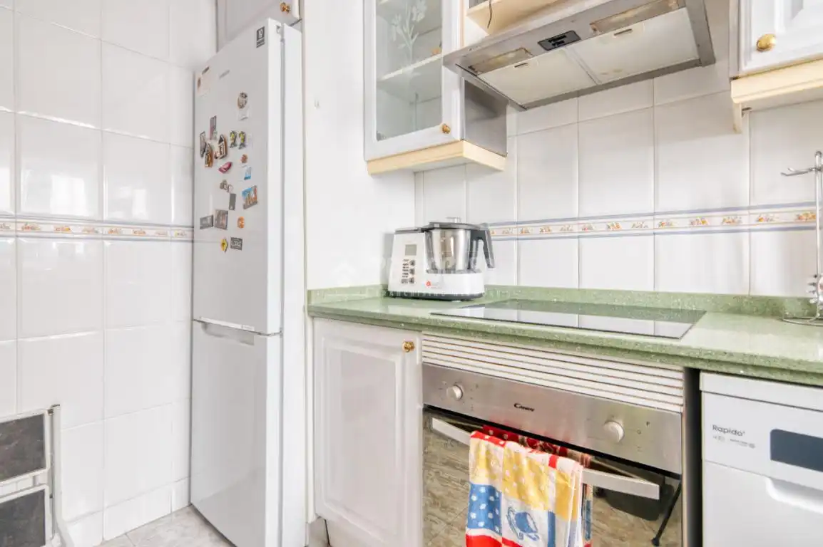 Cocina de Piso en venta en Salamanca con Calefacción y Trastero