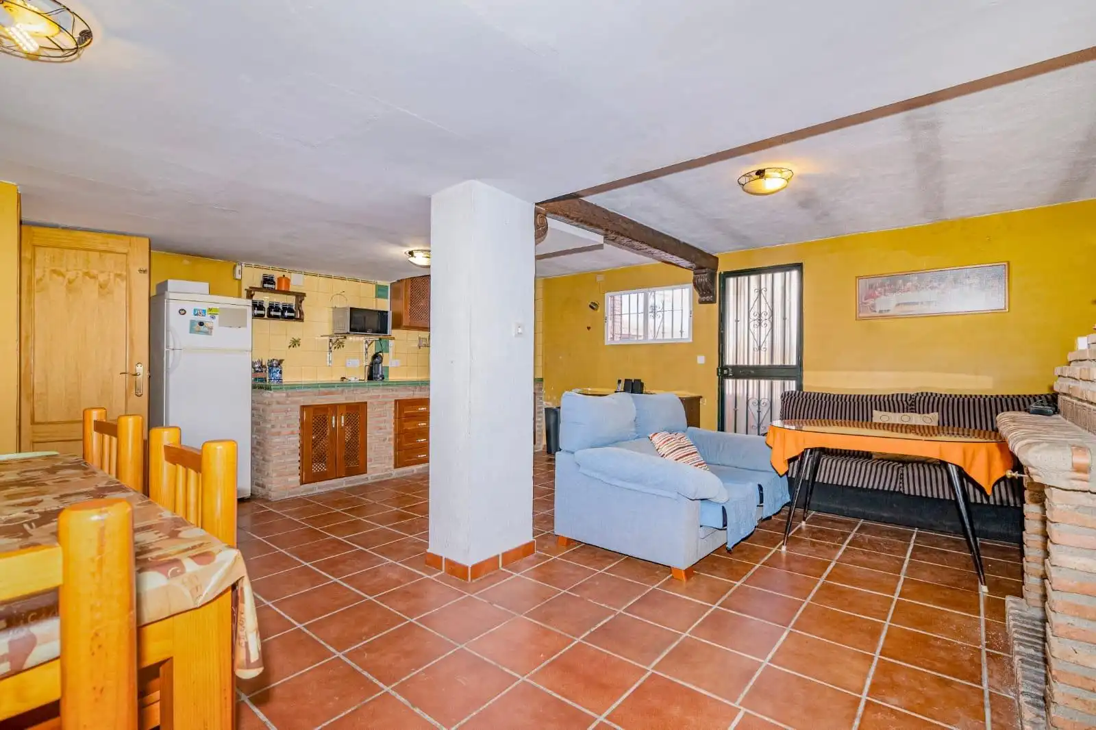 Casa adosada en venda a Cúllar Vega