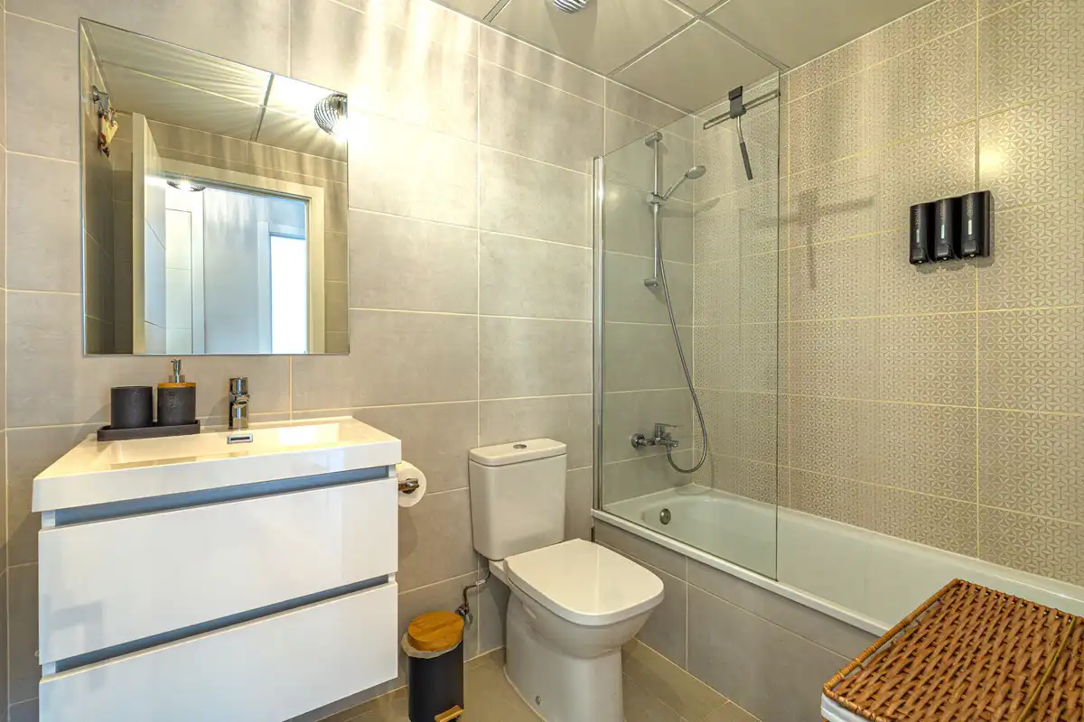 Piso con piscina en venta en Estepona - Estepona,Centro,Calle Alfarnate, imagen 19