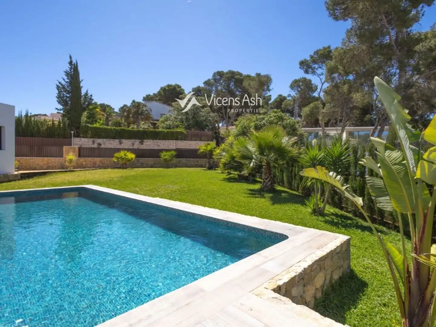 Swimming pool of Houses for sale in Jávea / Xàbia  with Air Conditioner, Heating and Terrace