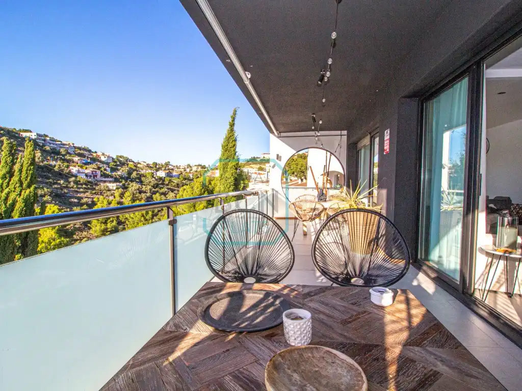 Terrasse von Haus oder Chalet zum Verkauf in Calafell mit Klimaanlage, Schwimmbad und Balkon