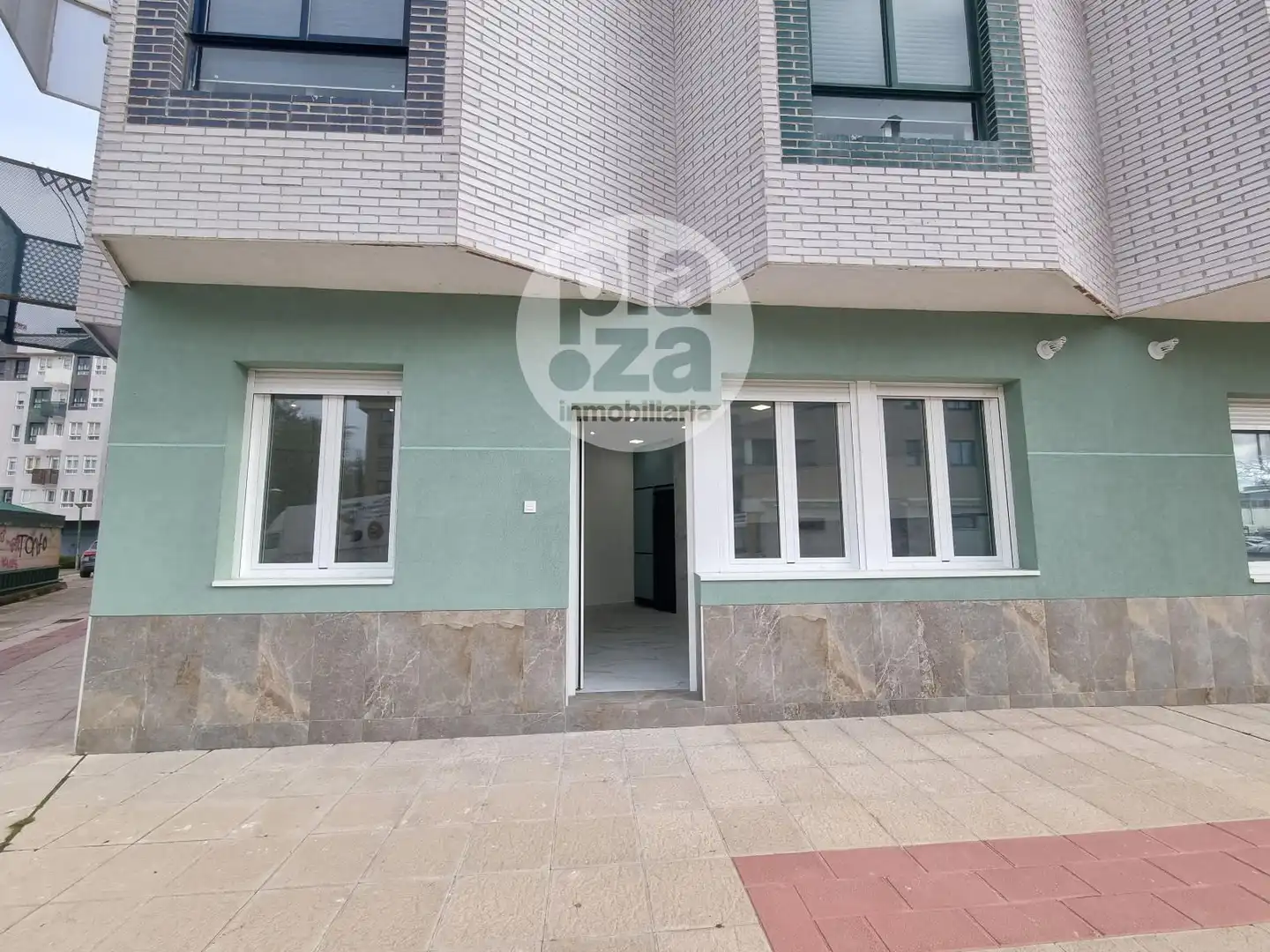 Vista exterior de Piso en venta en Burgos con Calefacción