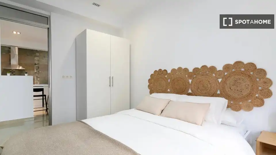 Wohnung zur Miete in Ensanche - Diputación