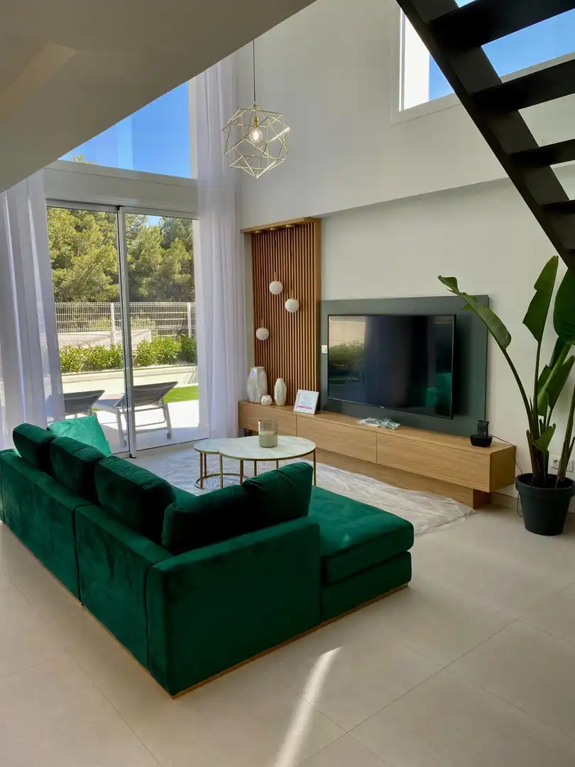 Chalet con piscina en venta en Golf Bahía, imagen 15
