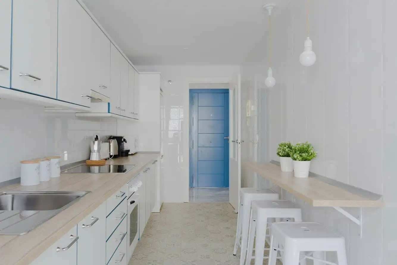 Cuina de Apartament de lloguer en Marbella amb Terrassa