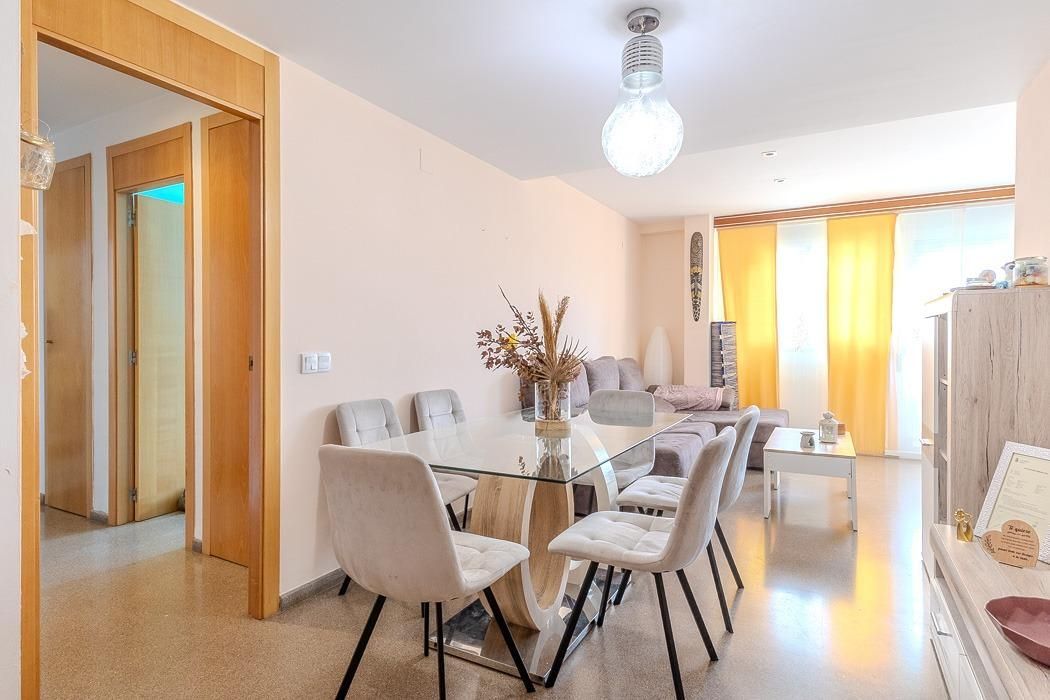 Menjador de Pis en venda en Llíria amb Aire condicionat, Calefacció i Terrassa