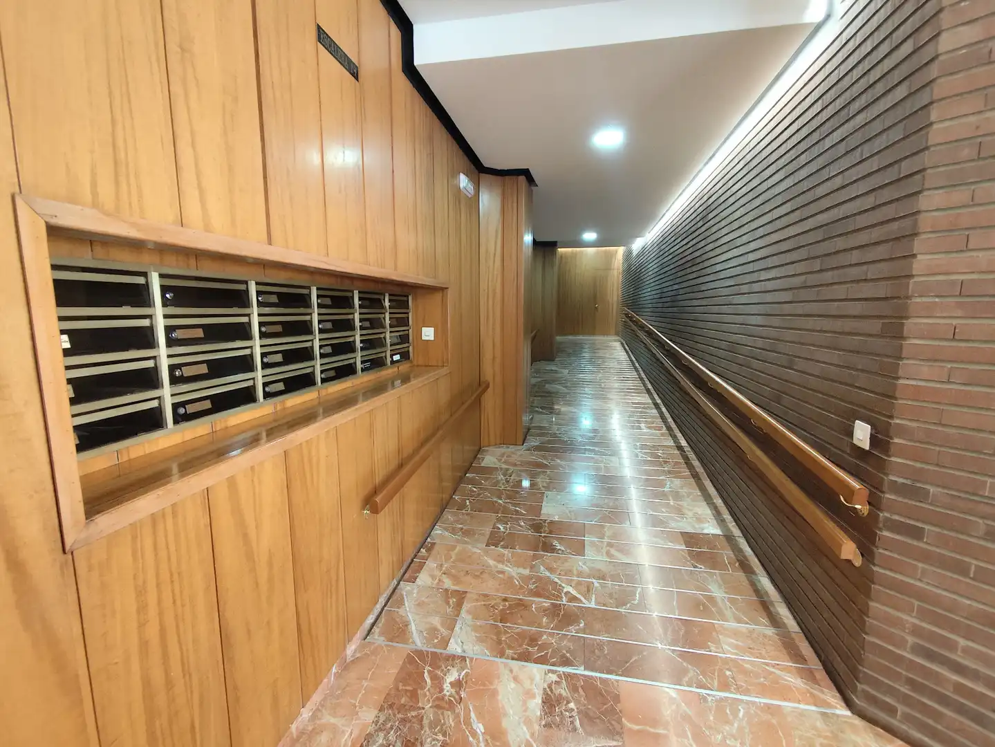Flat for rent in Valencia  with Air Conditioner, Furnished and Washing machine