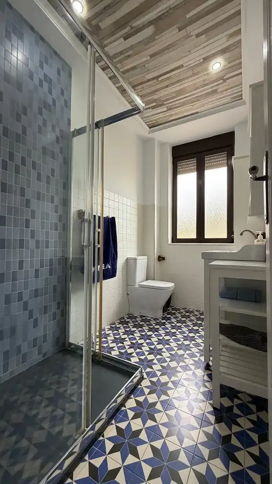 Baño de Piso en venta en Cartagena con Aire acondicionado y Calefacción