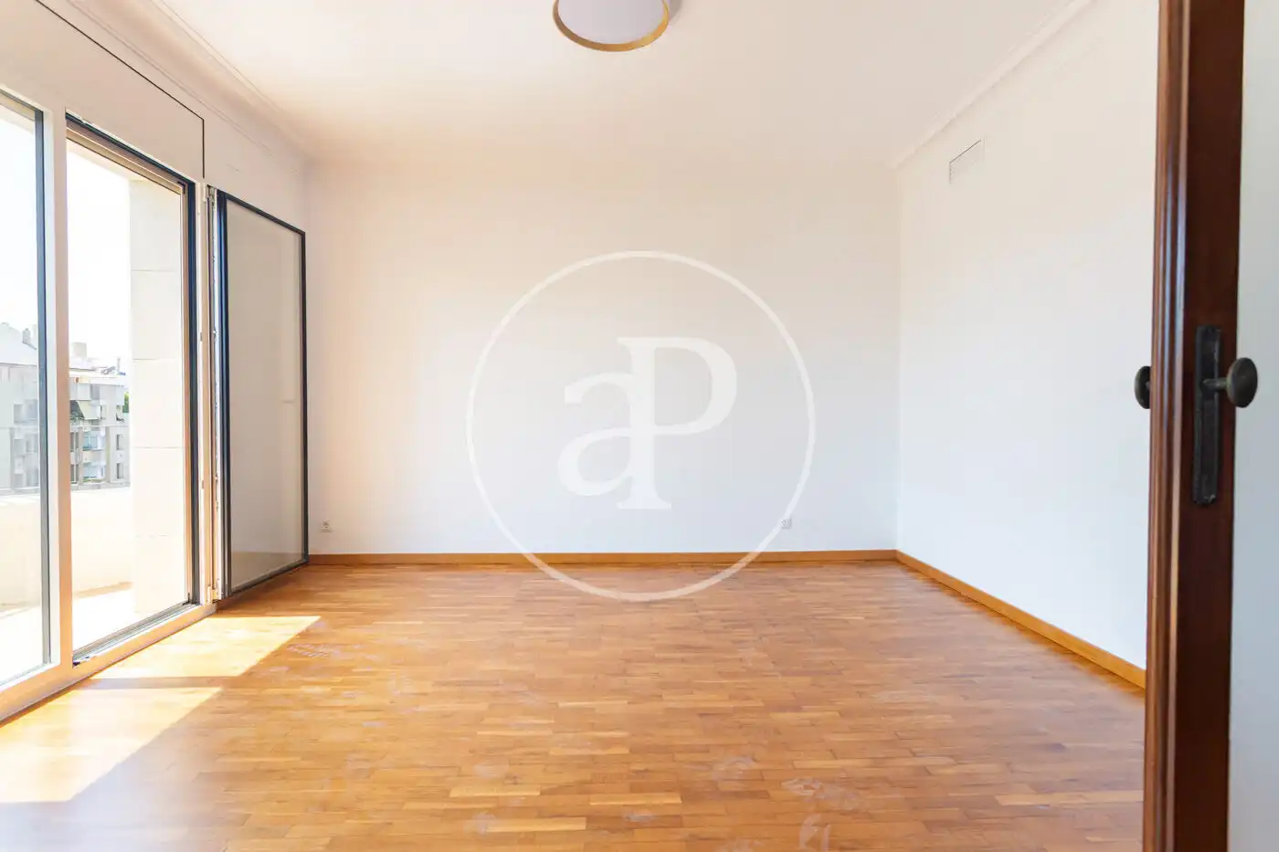 Sala d'estar de Pis de lloguer en Barcelona amb Aire condicionat, Calefacció i Balcó