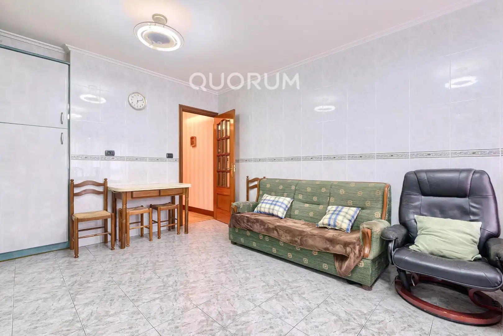 Wohnzimmer von Wohnung zum Verkauf in Pozokoetxe