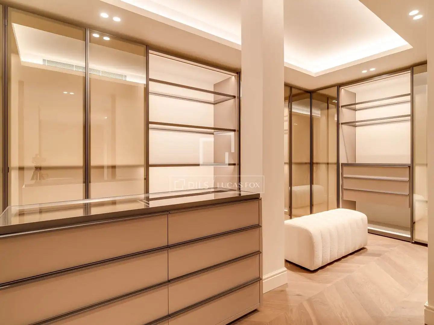 Piso en venta en Barcelona con Aire acondicionado, Amueblado y Balcón
