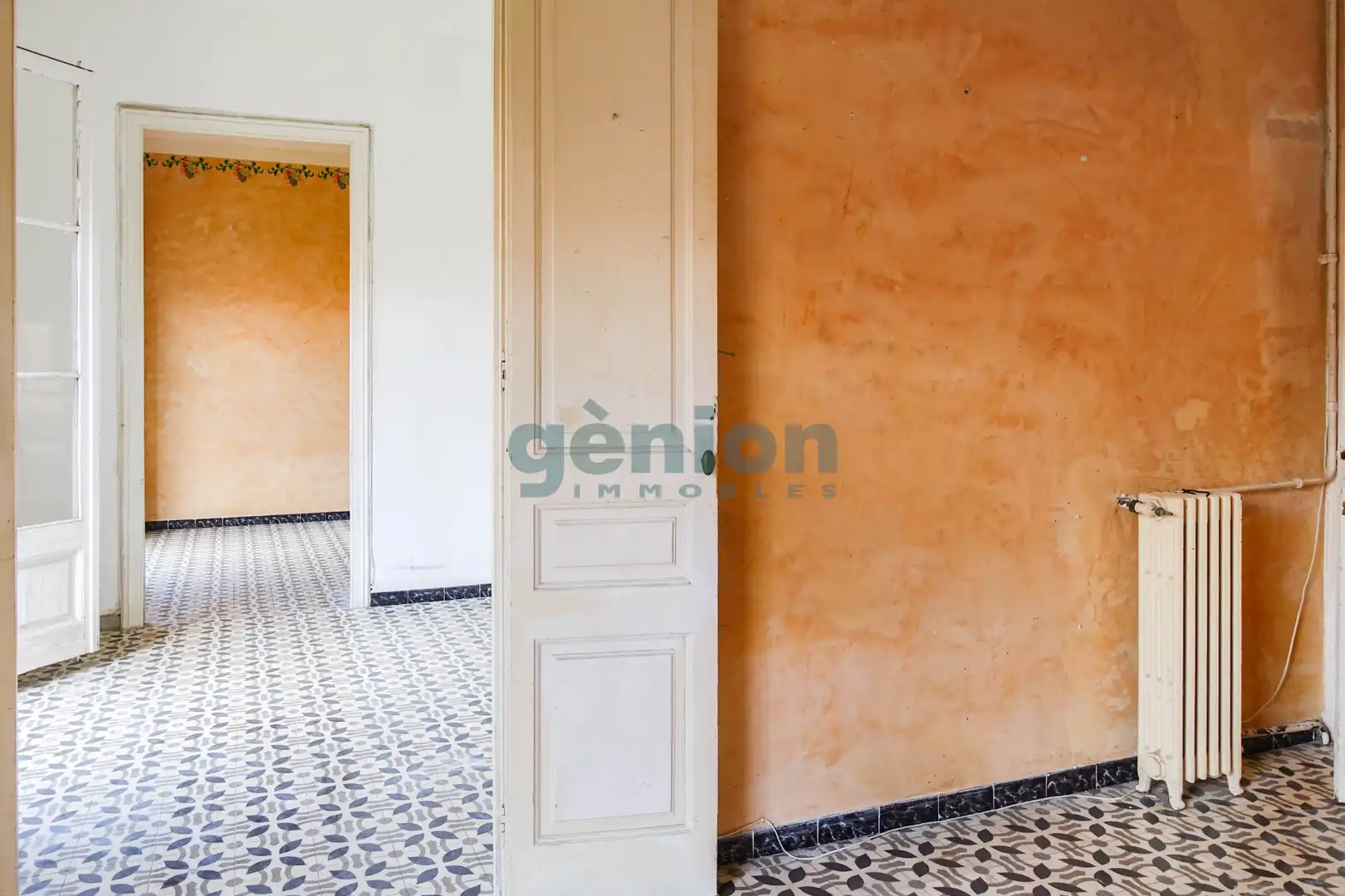Piso en venta en Girona con Calefacción, Terraza y Balcón