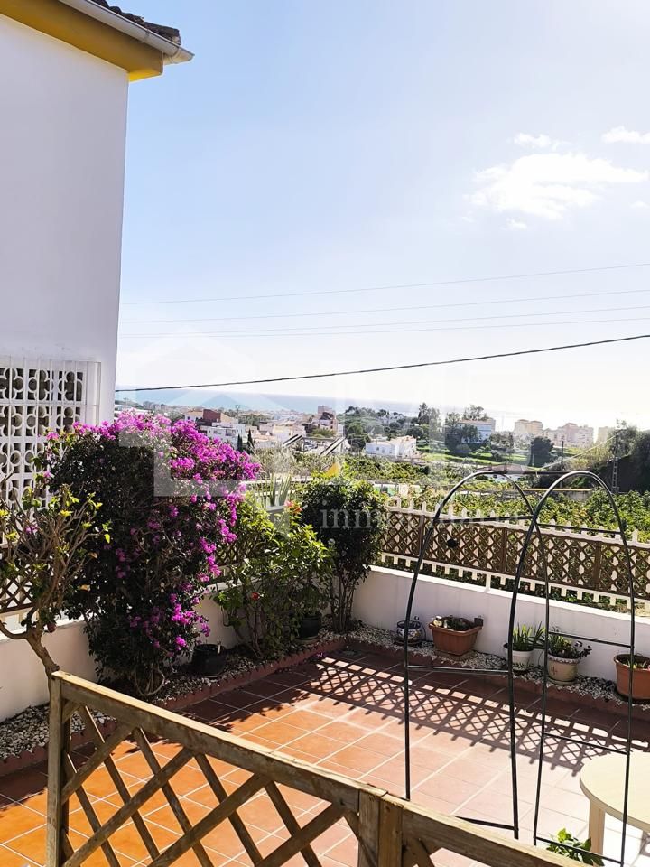 Vista exterior de Casa o xalet de lloguer en Algarrobo