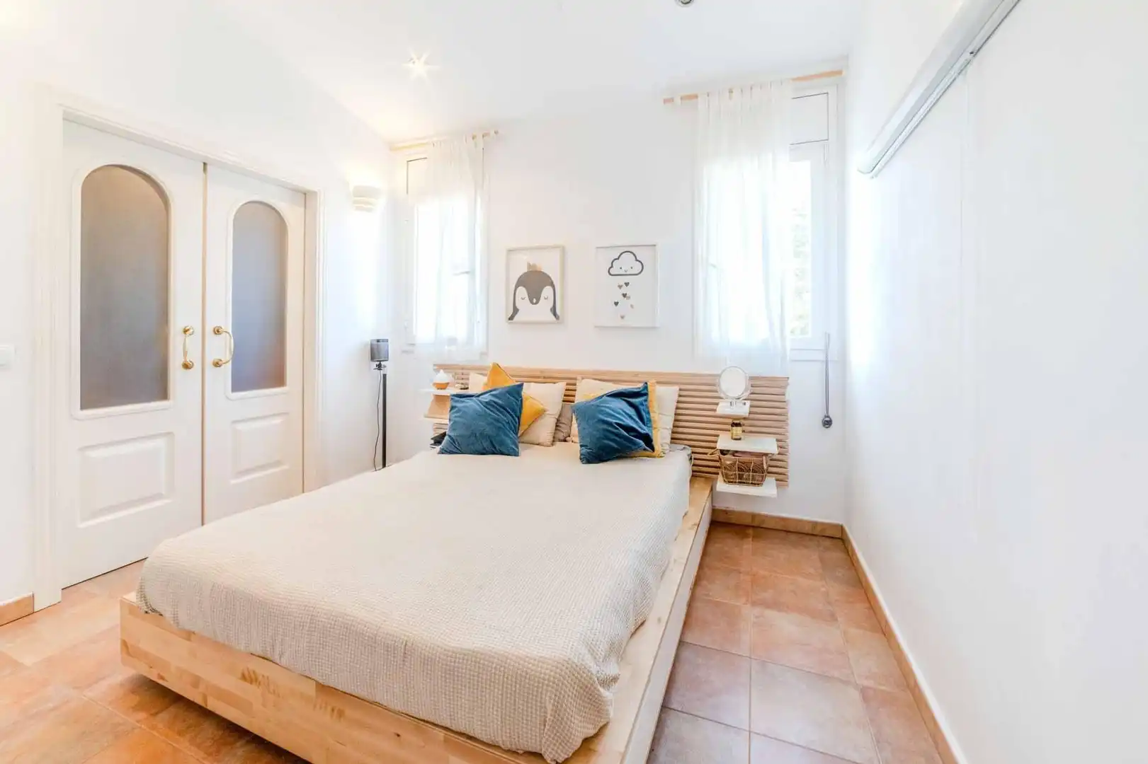 Dormitori de Casa o xalet en venda en Olivella amb Calefacció, Jardí privat i Piscina