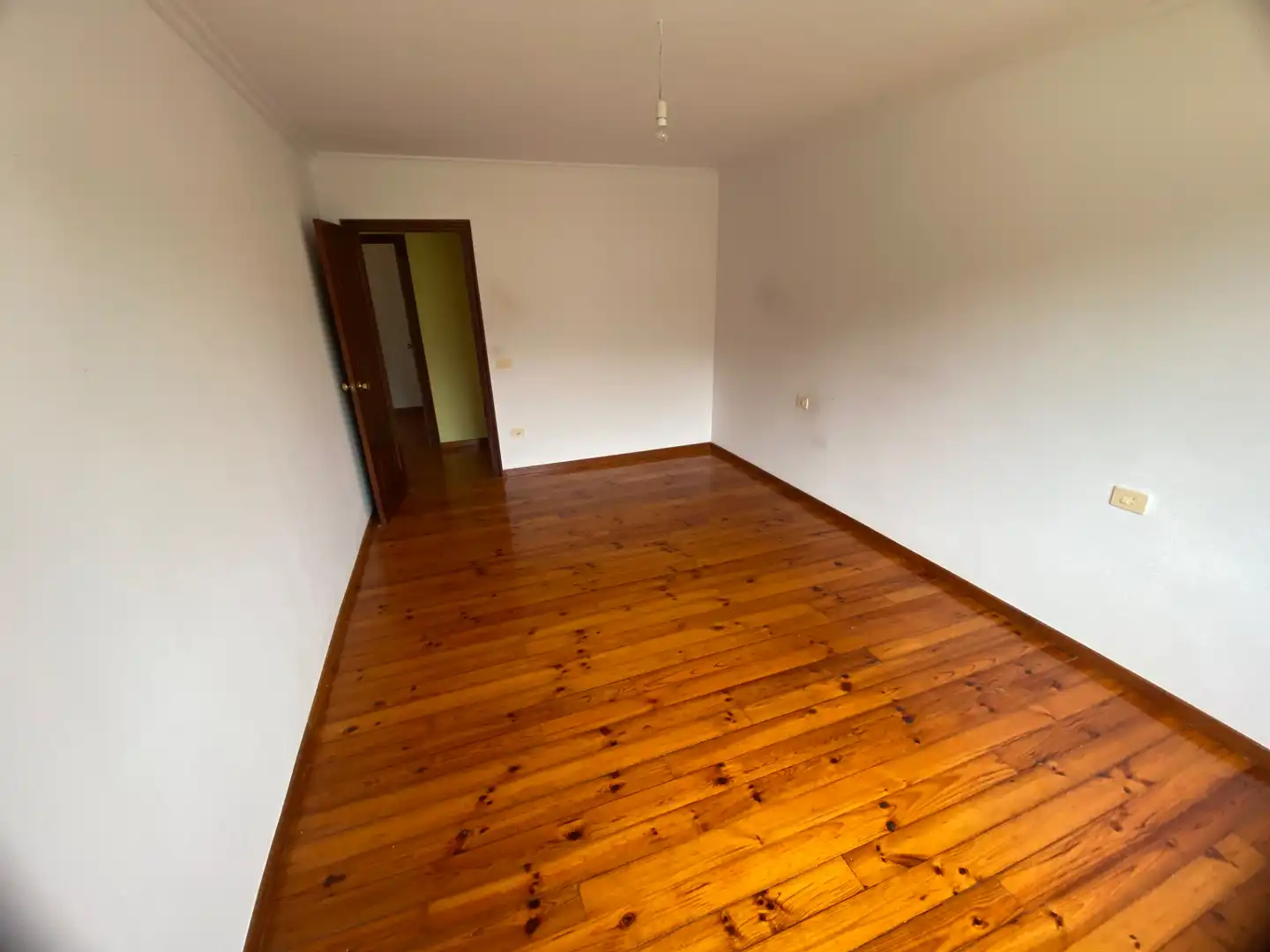Bedroom of Flat for sale in Nigrán  with Heating, Parquet flooring and Storage room