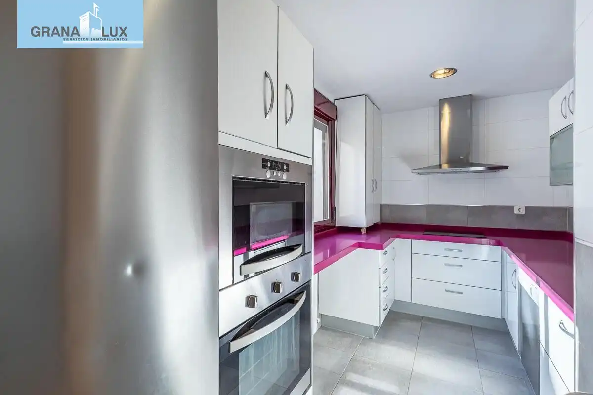 Cocina de Dúplex en venta en Granada con Aire acondicionado, Calefacción y Terraza