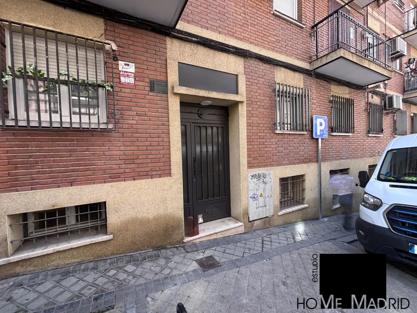 Vista exterior de Piso en venta en  Madrid Capital con Aire acondicionado, Calefacción y Parquet
