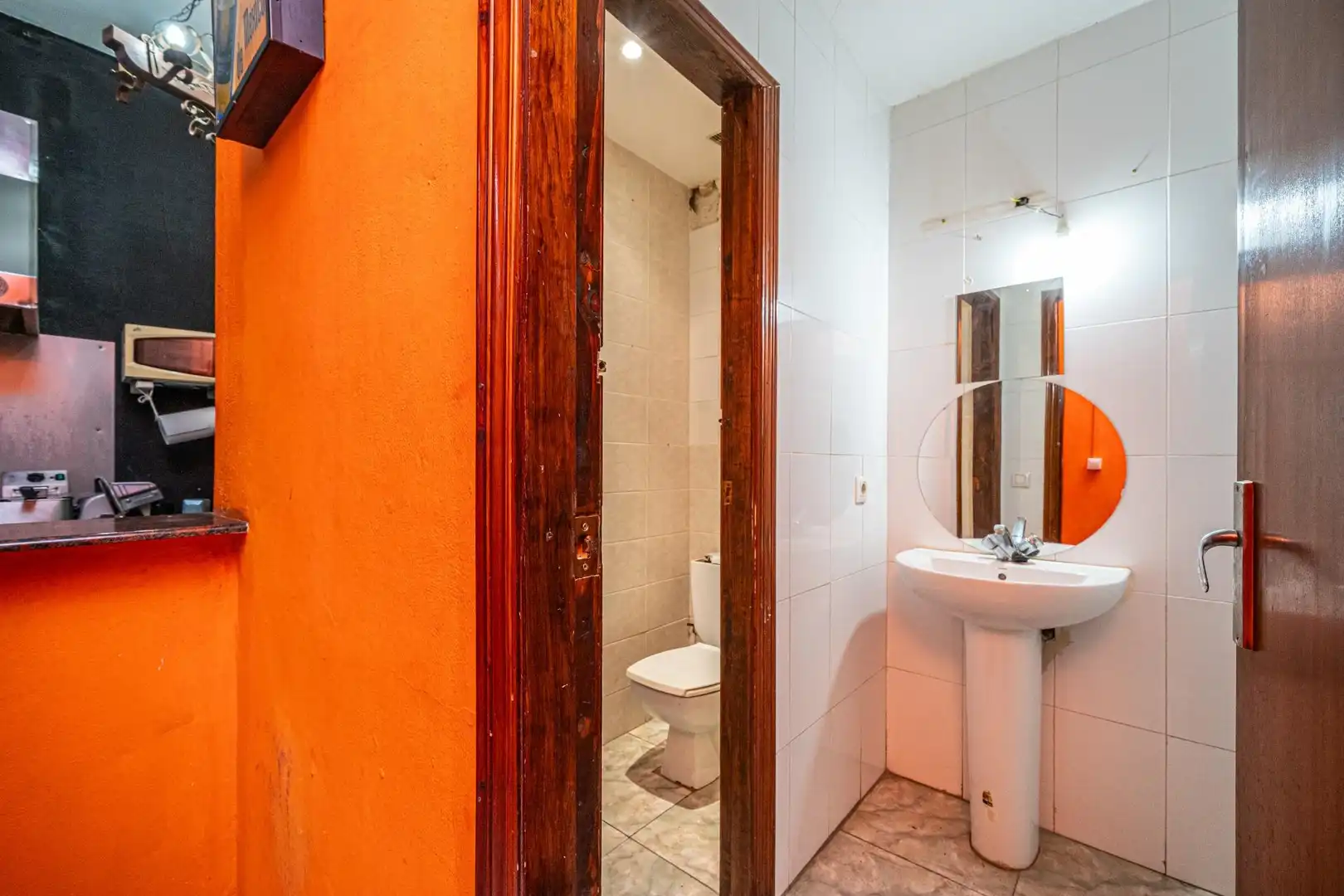 Commercial properties for sale in Carrer de Josep Garcias, 6, Son Gotleu
