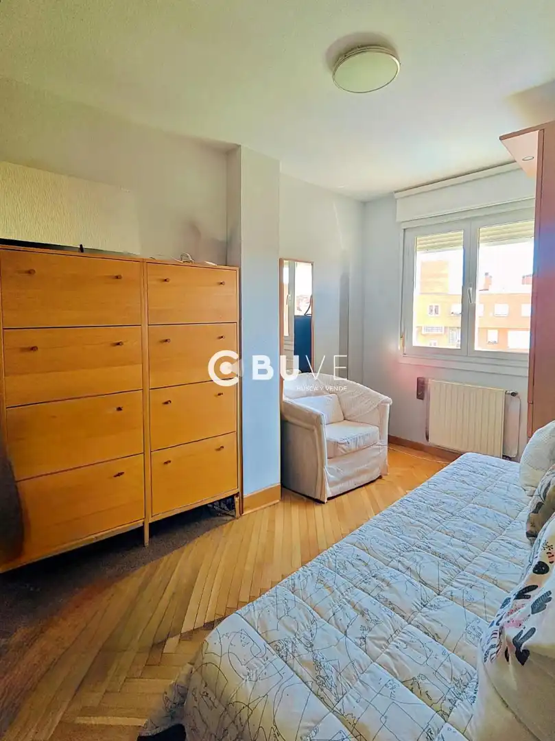 Bedroom of Attic for sale in Madrid  with Air Conditioner, Heating and Parquet flooring