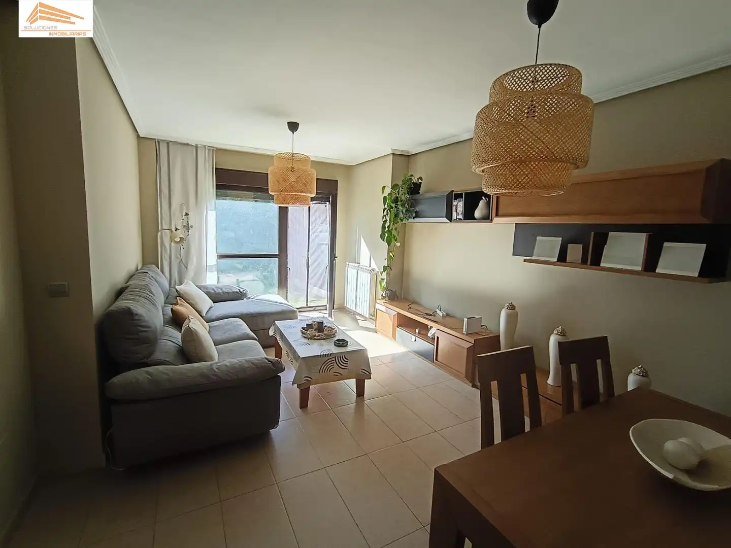 Sala d'estar de Casa adosada en venda en Aldeamayor de San Martín, Valladolid