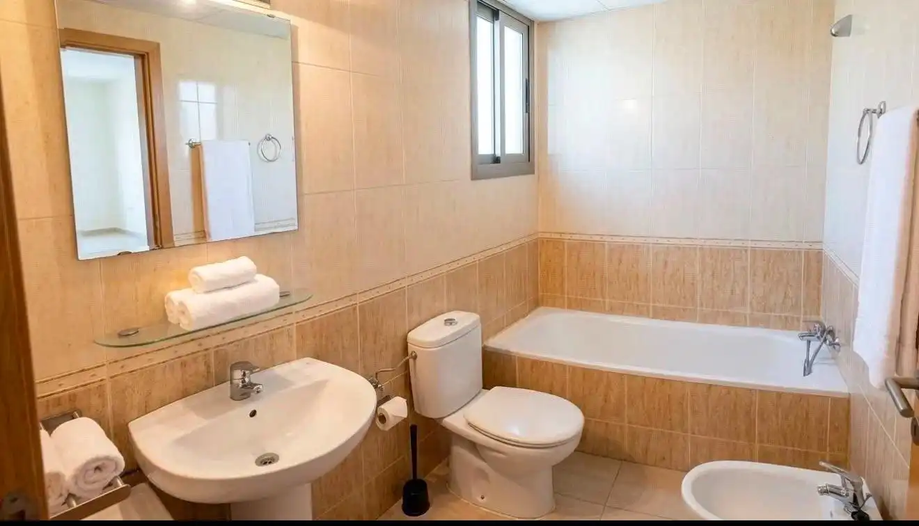 Bany de Apartament en venda en Murcia amb Aire condicionat, Jardí privat i Traster