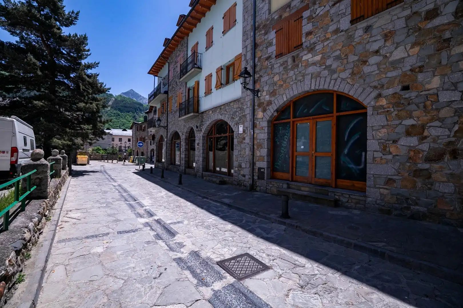 Local comercial en venda a Benasque, imagen 6