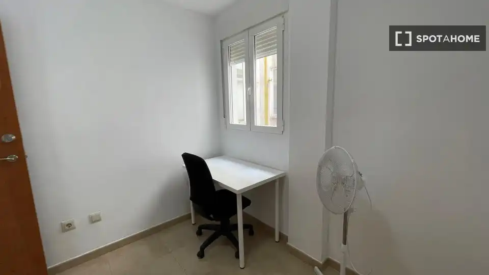Wohnung mit Terrasse zur Miete in Quatre Carreres, imagen 18