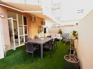 Terrasse von Wohnung zum Verkauf in Las Palmas de Gran Canaria mit Klimaanlage, Terrasse und Möbliert