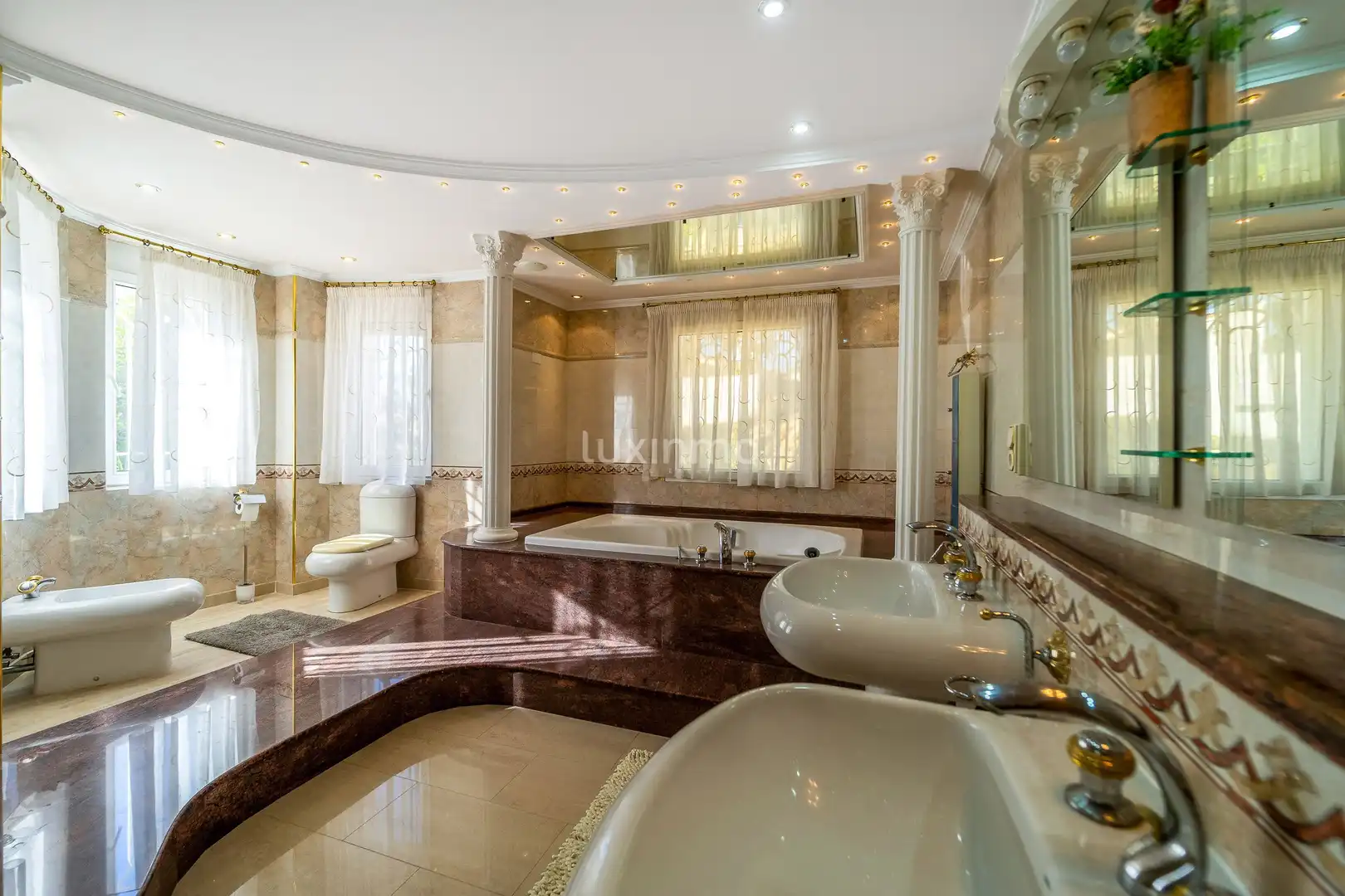 Bathroom of Houses for sale in El Campello  with Air Conditioner, Heating and Terrace