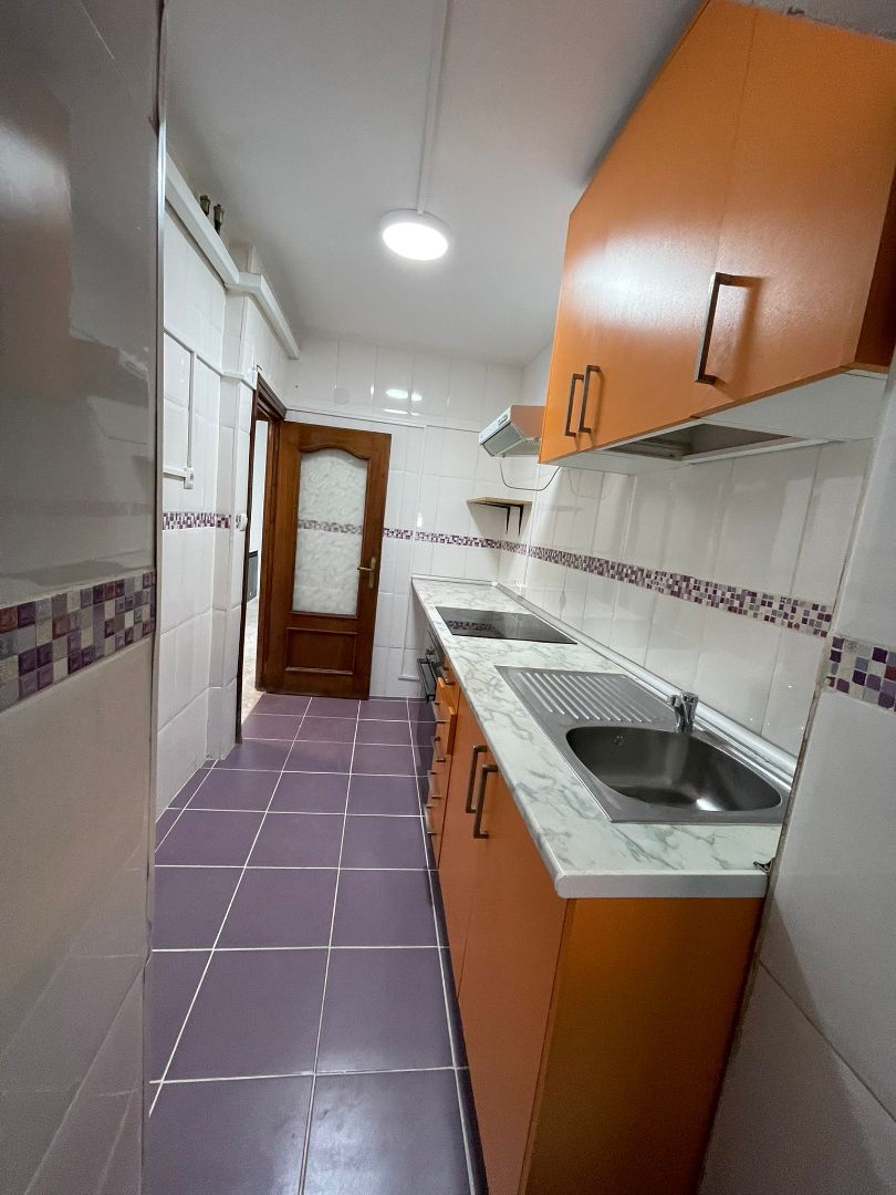 Kitchen of Flat for sale in  Madrid Capital  with Heating, Terrace and Oven