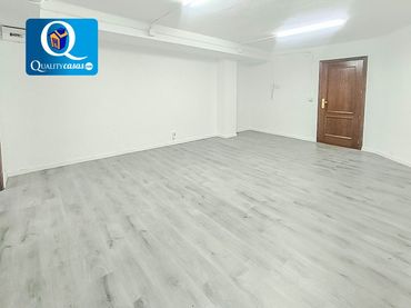 Local comercial de lloguer a Plaza de Toros - Avenida Chapí - Trinquete