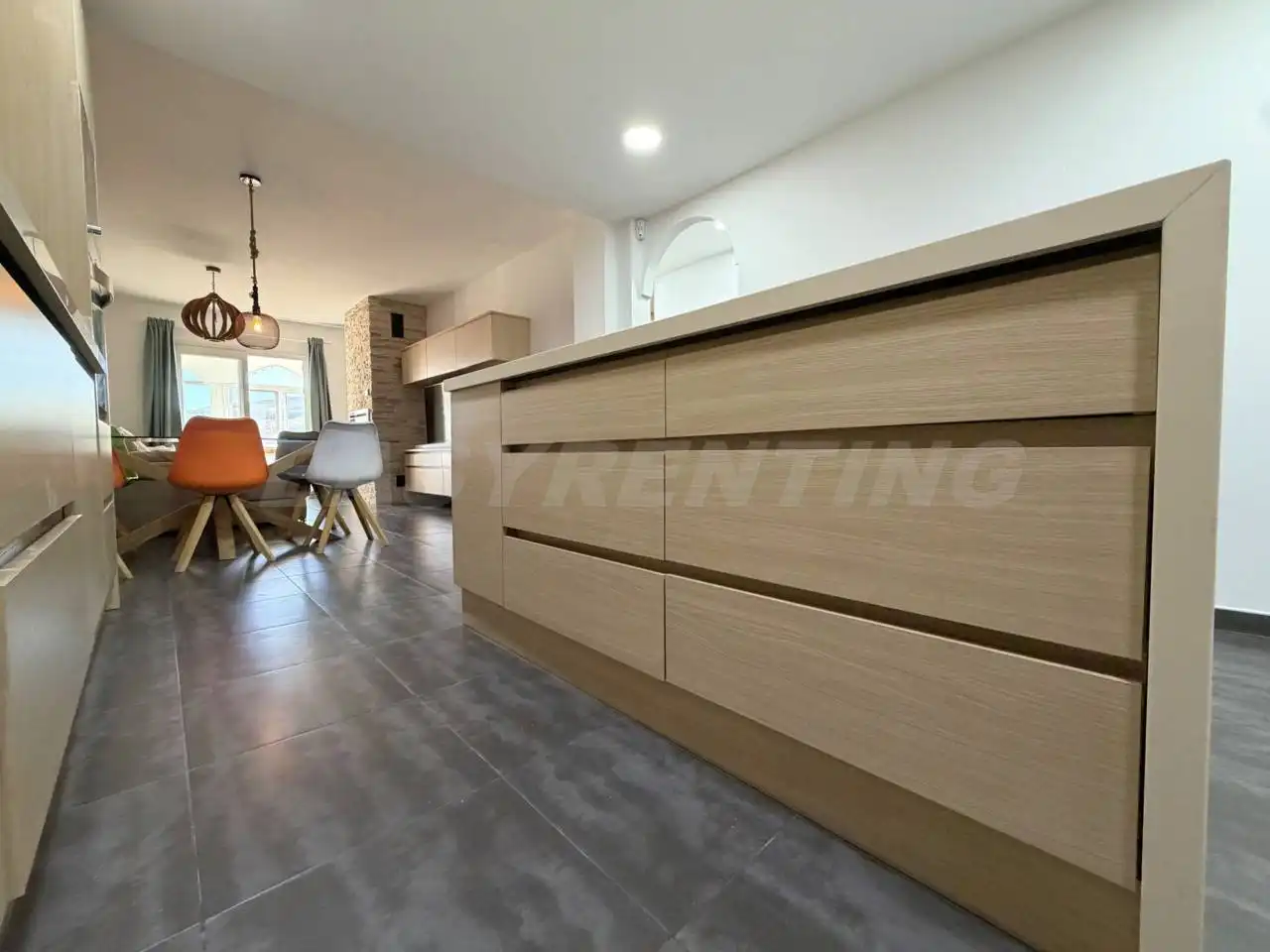 Cocina de Piso en venta en La Línea de la Concepción con Terraza, Amueblado y Alarma