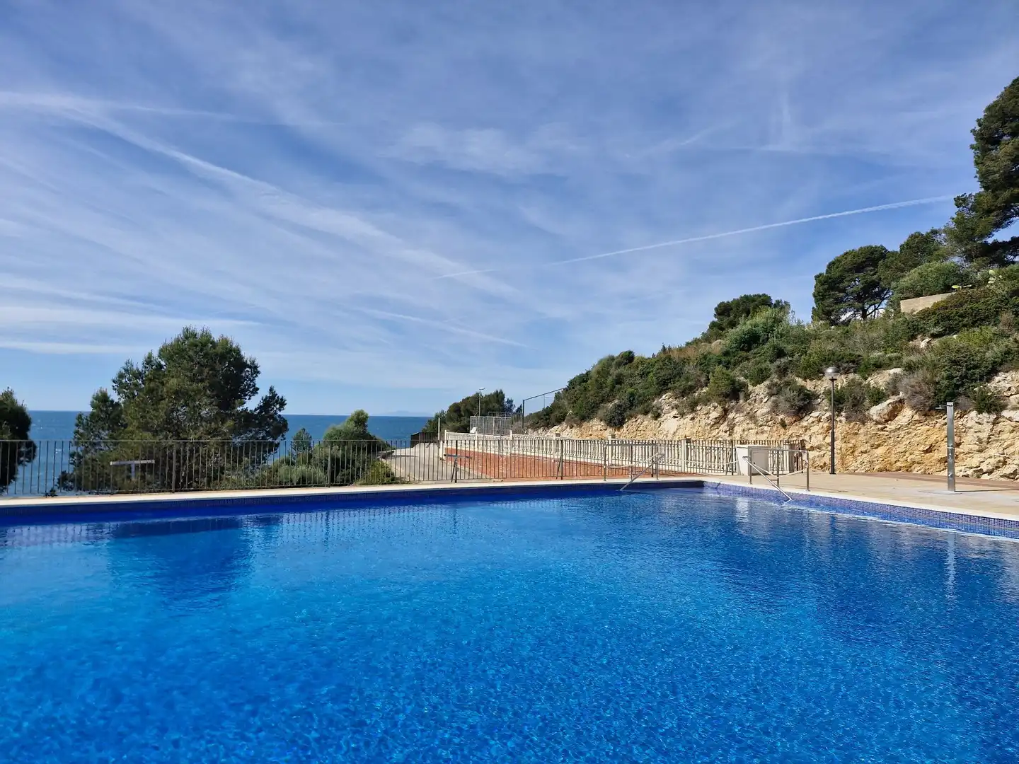 Piscina de Apartament en venda en Salou amb Aire condicionat, Terrassa i Traster